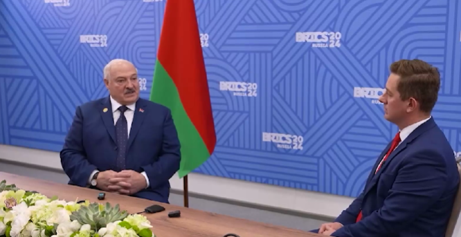 Лукашенко назвал план победы Зеленского призывом к мирным переговорам.png