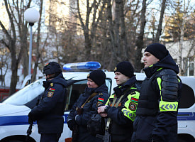 Штраф до 1350 рублей или тюрьма. Милиция на 14 дней отправила спецгруппы в магазины этой области Беларуси 