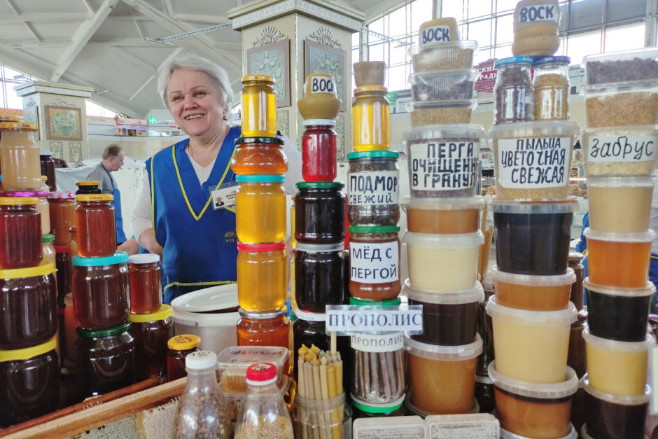 Продавцы на Комаровке 8.png