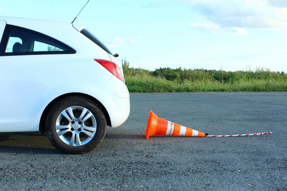 Как научиться чувствовать габариты авто.jpg Как научиться чувствовать габариты авто 1.jpg