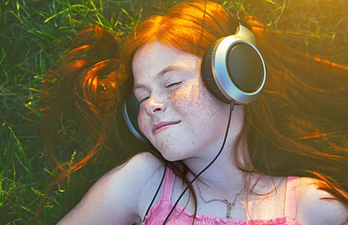 Почему у одних – мурашки от музыки или стихов, а у других – нет? Ученые нашли ответ в генах