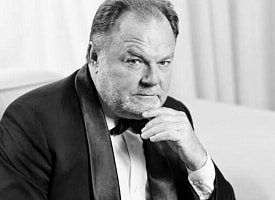 Умер актер и режиссер Евгений Поплавский: что стало причиной смерти