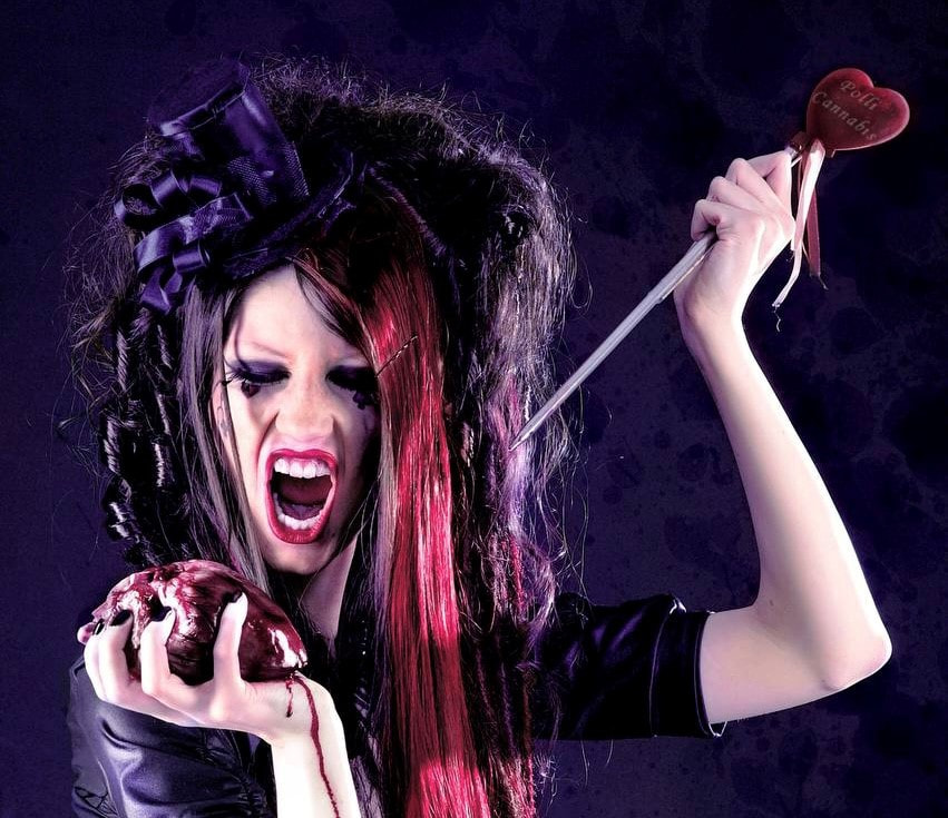 Полли Каннабис 8.jpg