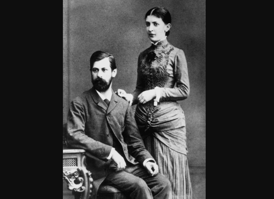 Зигмунд Фрейд с женой Мартой.png