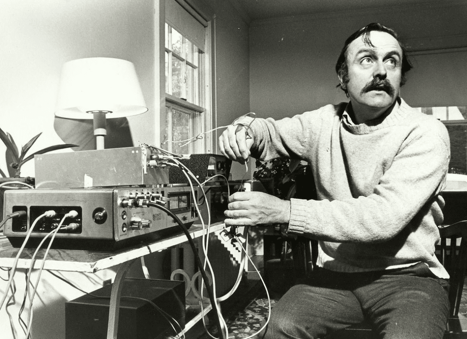 Элвин Люсьер.png