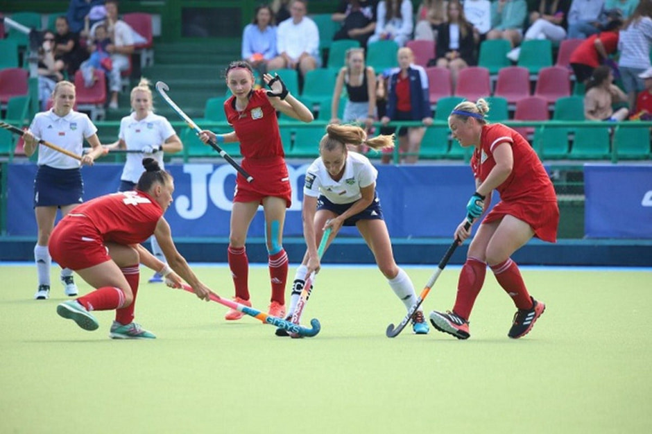 хоккей на траве.jpg