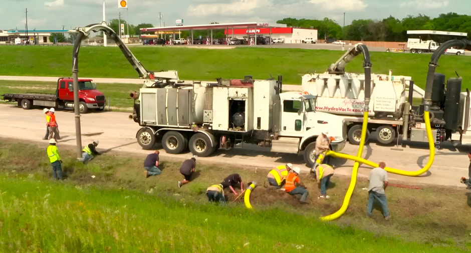 Грузовик с монетами