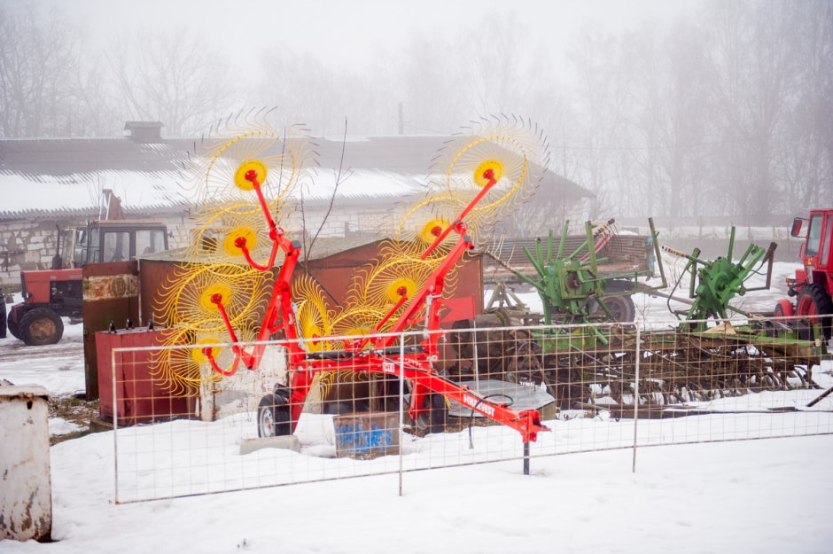 Юрий Карпилович и его зоопарк в Подгае 13.jpg