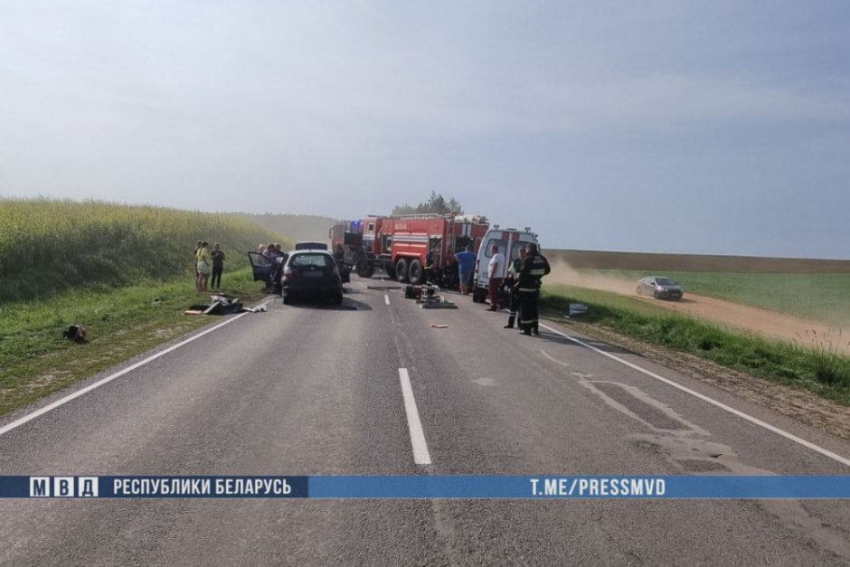 В Могилевской области Honda столкнулась лоб в лоб с Peugeot — среди пострадавших дети (2).jpg