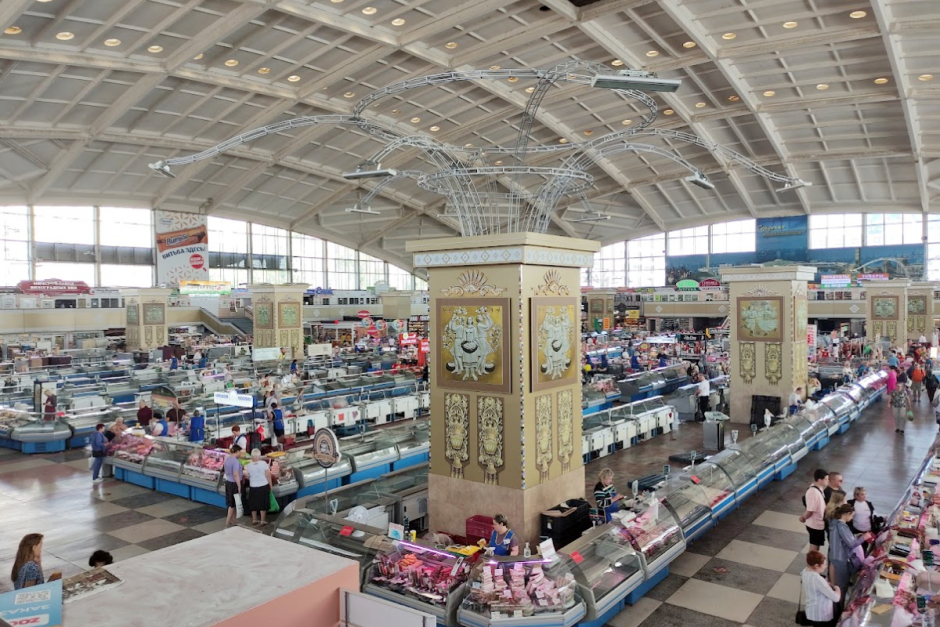 Продавцы на Комаровке 1.png