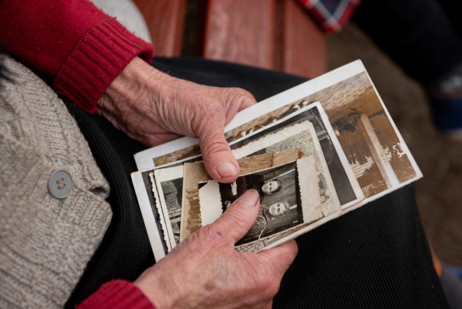 Бабушки Броня и Тэня из деревни Вигушки 14.jpg