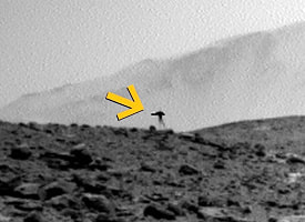 Загадочная “медуза” на Марсе попала в кадр NASA. Что это было?