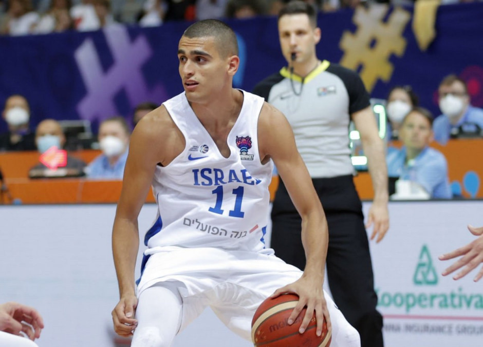 Сборная Израиля по баскетболу.jpg