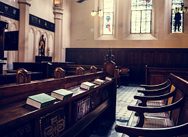 Meta, TikTok и YouTube предстанут перед судом. 19-летняя девушка требует с них ответа за свою зависимость