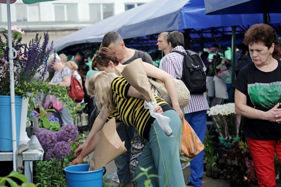 Продаем пионы на Комаровке 11.jpg