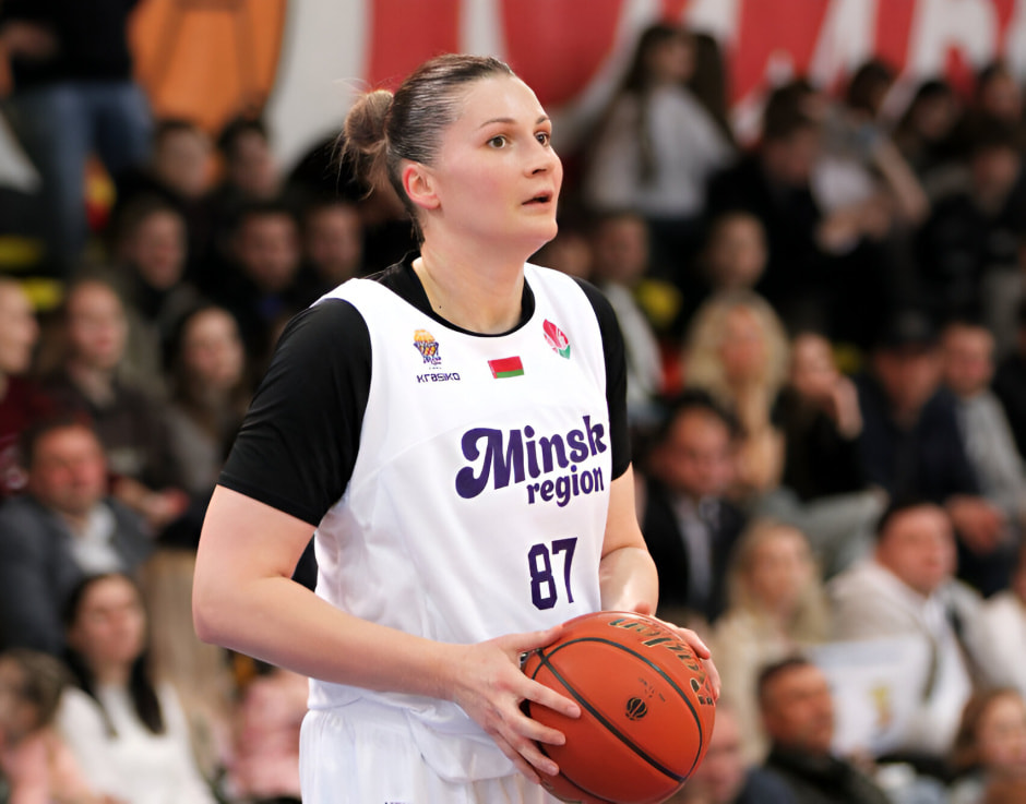 Настя Веремеенко