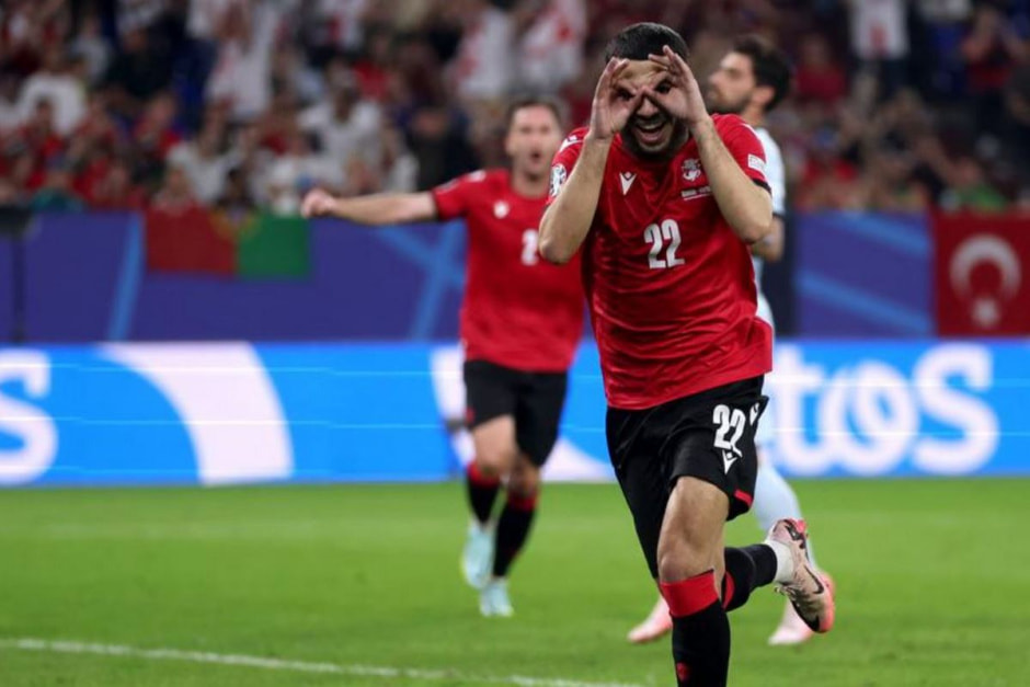 Футбол новый.jpg