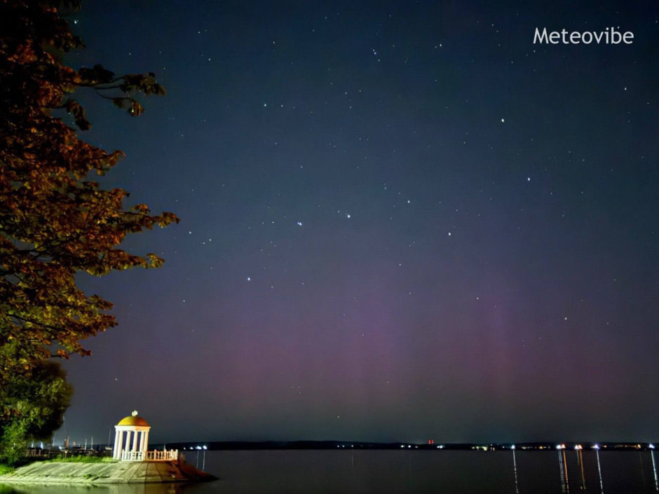 Полярное сияние на Минском море