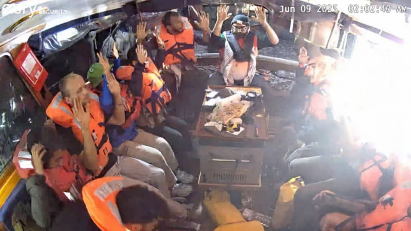 яхта с тунберг.jpg