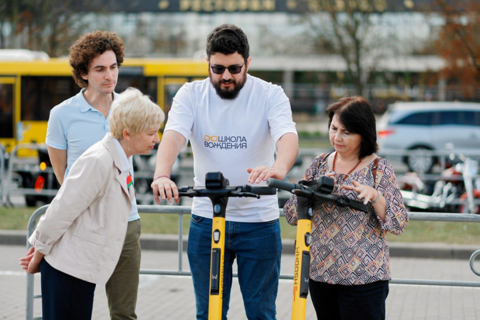 В Минске бесплатно научат ездить на электросамокатах — уроки проведет школа вождения вместе с ГАИ.jpg