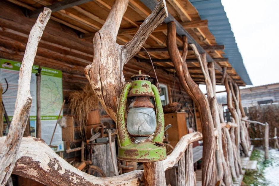 Семья кузнеца в Беловежской пуще 9.jpg