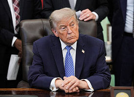 Трамп заявил, что трехсторонние переговоры США, России и Украины могут пройти “довольно скоро”