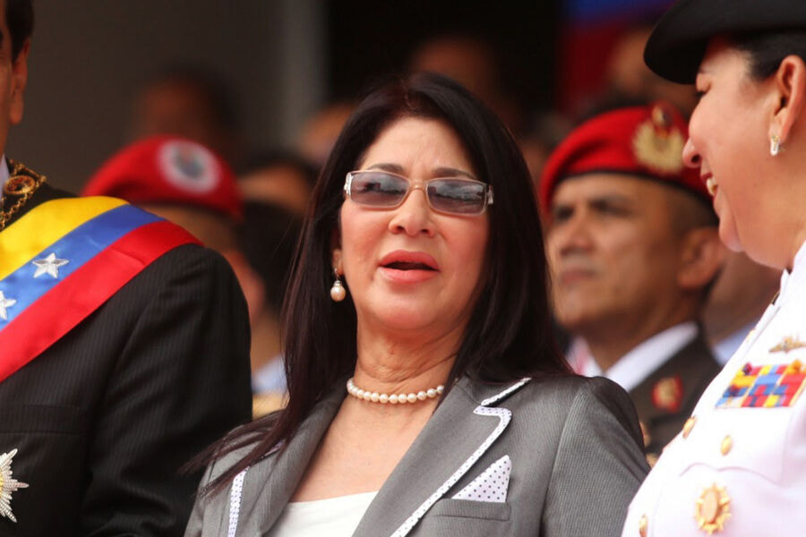 жена Мадуро Силия Флорес