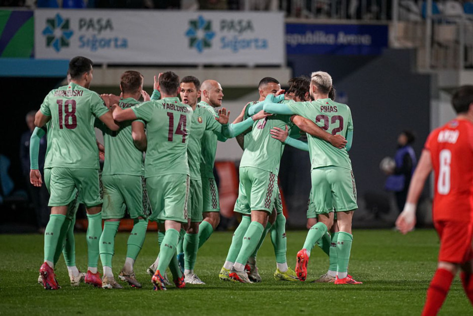 Рейтинг сборных по футболу.jpg