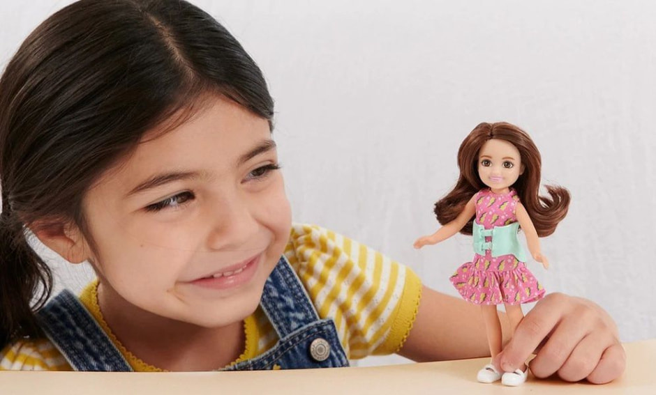 Барби со сколиозом.jpg