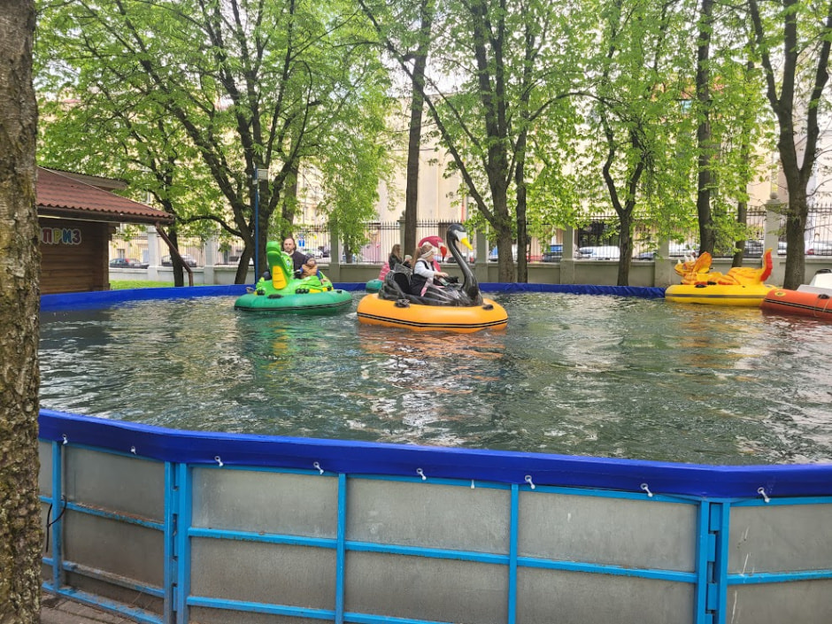 В минских парках заработали аттракционы (12).jpg