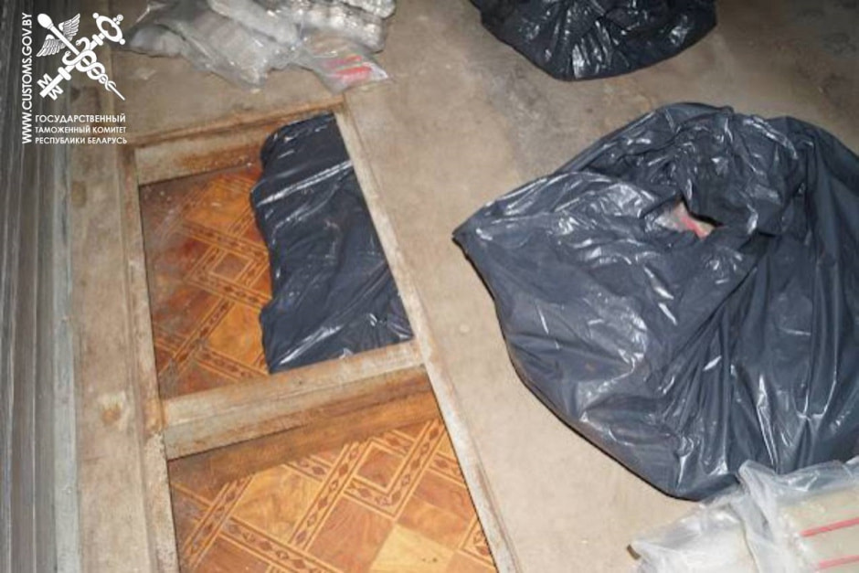 Гашиш в нише грузовика.jpg