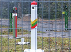 Кого пропустят через КПП “Мядининкай” на границе? Литва опубликовала полный список