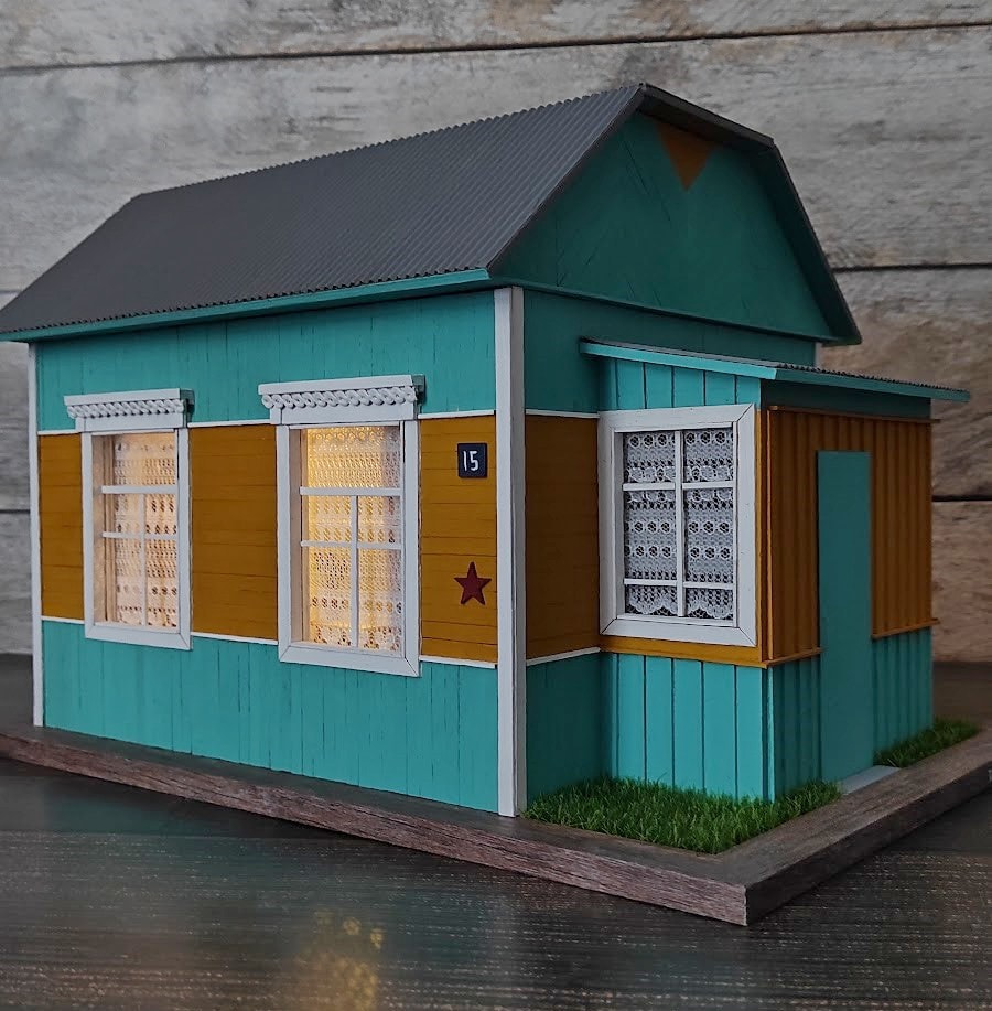 Миниатюрные копии деревенских хат 12.jpg Миниатюрные копии деревенских хат 12.jpg