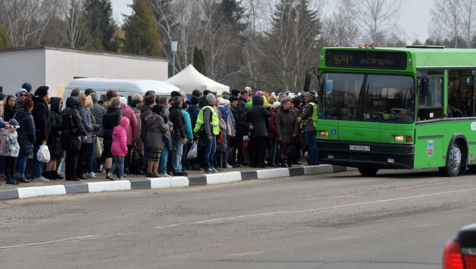 Кладбища автобусы.jpg
