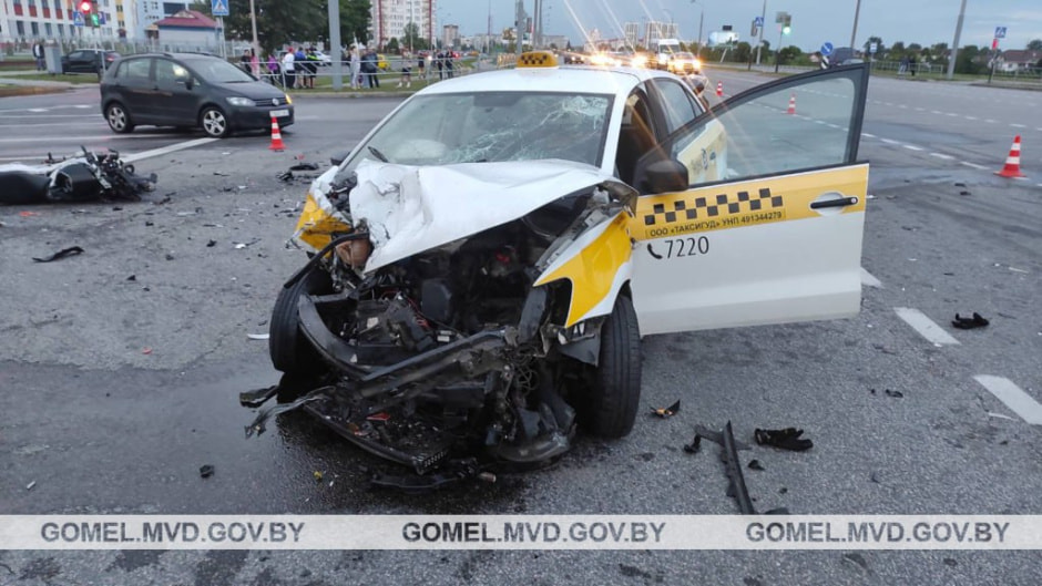 ДТП с такси.jpg ДТП с такси.jpg