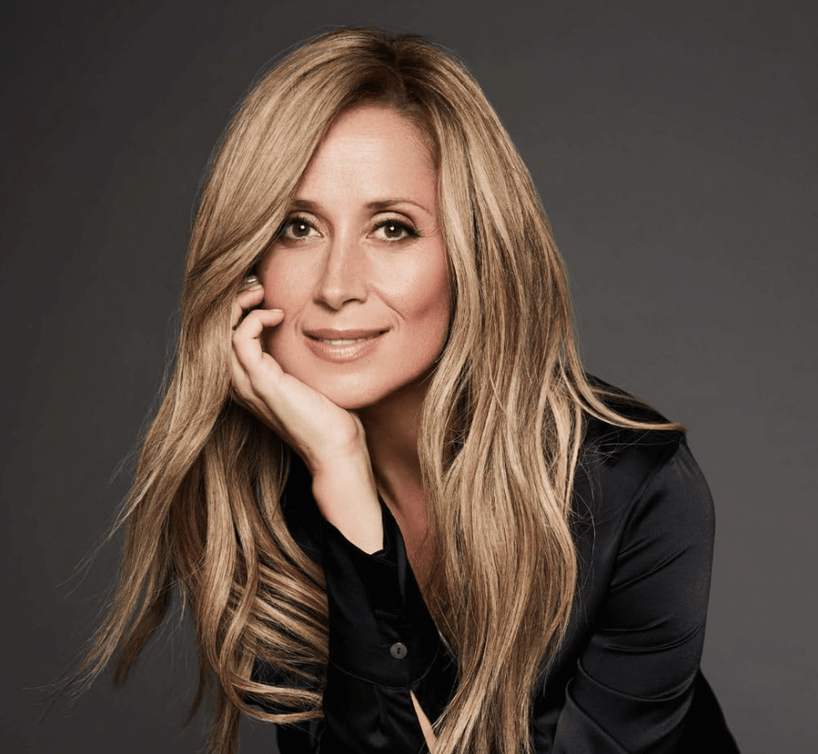 лара фабиан.png