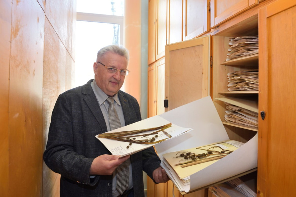 Старший научный сотрудник Института экспериментальной ботаники Аркадий Скуратович 1.jpg