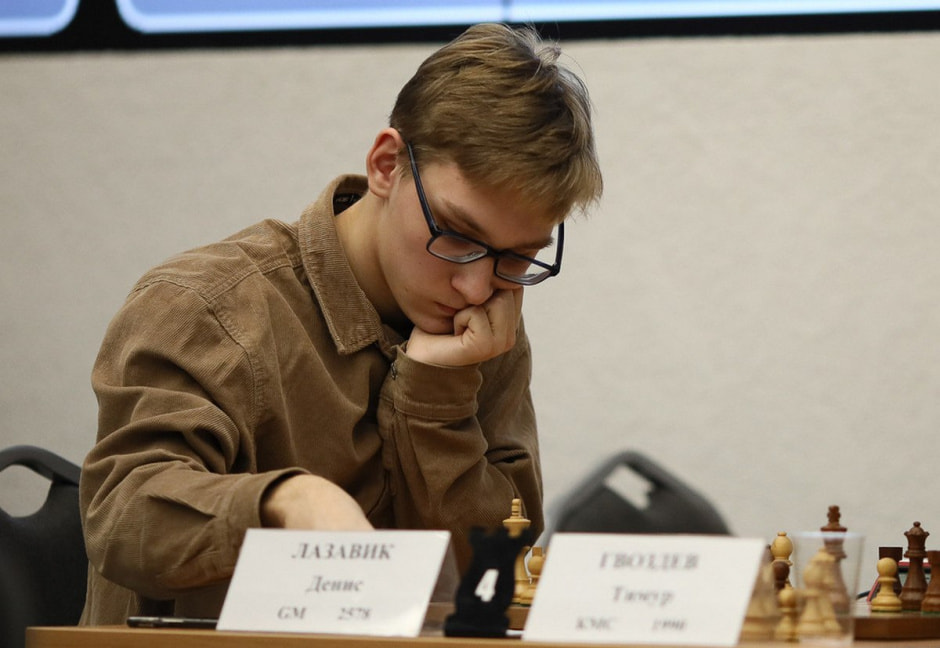 Лазавик, шахматист.jpg Лазавик, шахматист.jpg