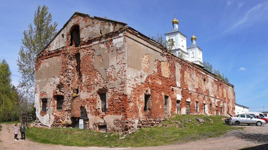 Монастырь кармелитов Глубокое 4.jpg