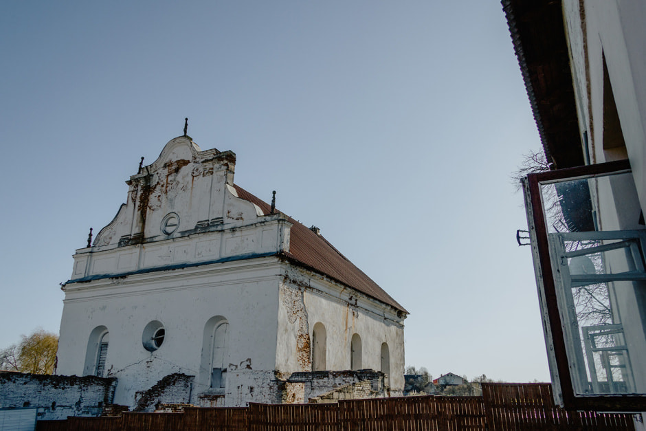 Слонимская синагога.jpg Слонимская синагога.jpg