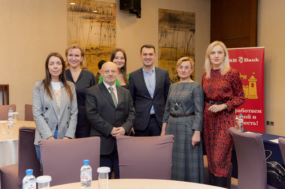 БСБ Банк студенты2.jpg