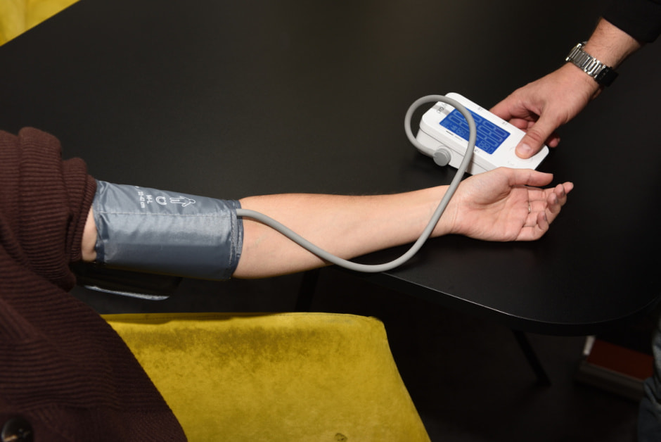 измерили давление офисным работникам 04.JPG