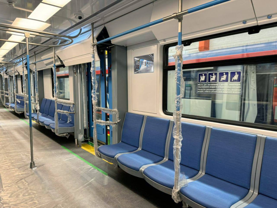 новый поезд метро2.jpg