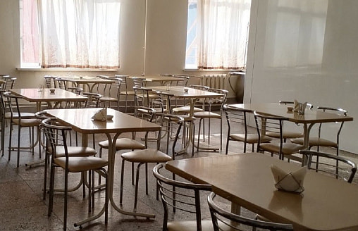 Опять? В Бресте до школьных столовых не доезжали мясо, картофель и другие продукты