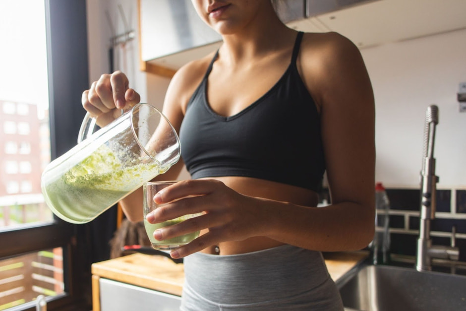 6-Контролировать уровень витаминов стоит тем у кого есть ограничения в питании (например веганам и вегетарианцам).jpg