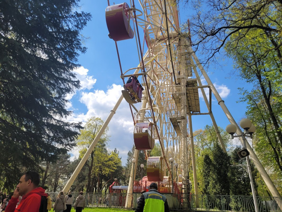В минских парках заработали аттракционы (2).jpg