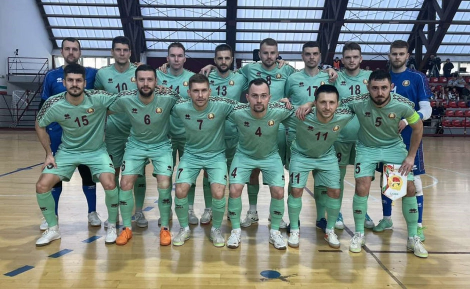 футбол.jpg футбол.jpg