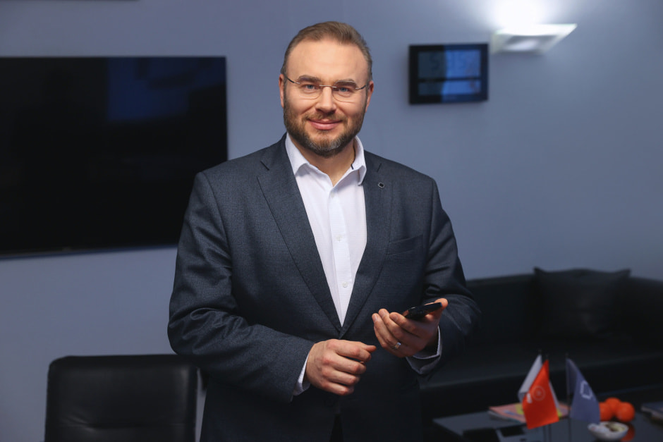 Олег Кондратенко.jpg Олег Кондратенко.jpg