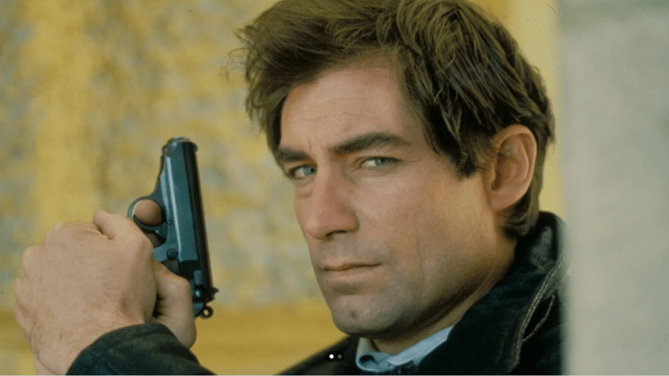 Тимоти Далтон в роли Джеймса Бонда Тимоти Далтон в роли Джеймса Бонда.png