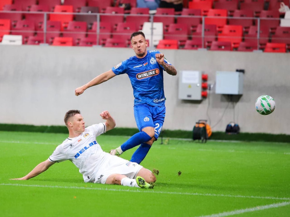 Динамо разгромило Топредо 